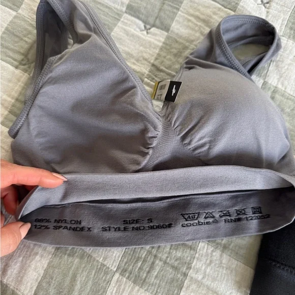 NEW Coobie Small Sports Bras Set of 3 - Picture 8 of 9